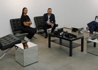 Leica Tour des 100 ans à l’Espace Jouenne à Marseille, une journée dédiée à la photographie avec Leica France, réunissant Denis Boulze, Chris Garvi et Pape San autour de rencontres, workshops et photowalk.